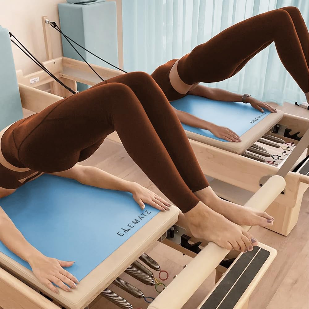Premium Pilates Reformer Mat - Machine Washable Suede & Natural Rubber - Non-Slip, Hygienic Carriage Cover for Pilates Sessions